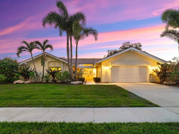 12426 Sawgrass Court, Wellington, FL 33414