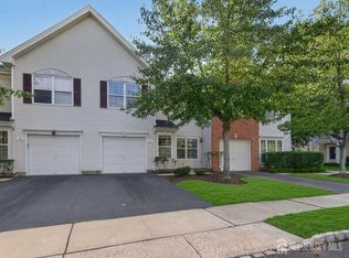 58 Windsong Cir, East Brunswick, NJ 08816