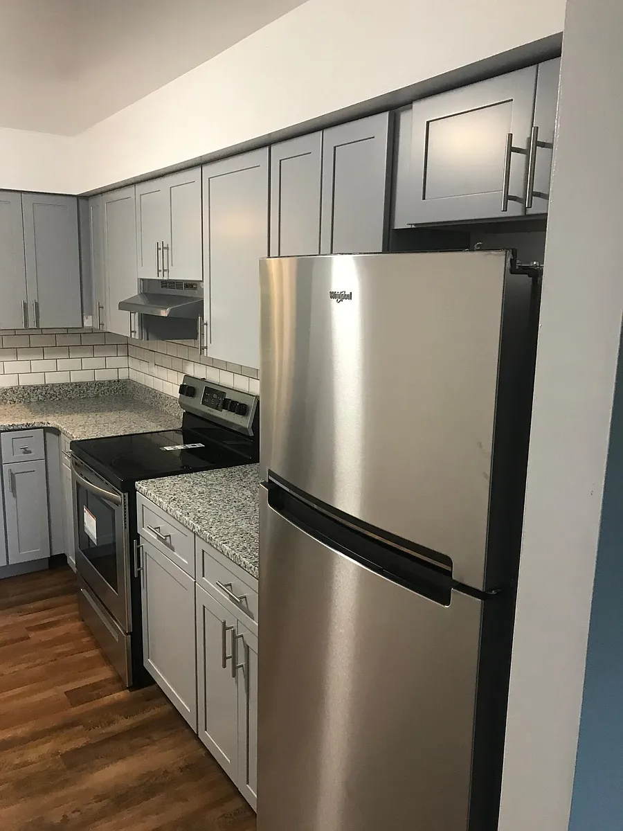 Building Photo - 425 Ontario St #2-S