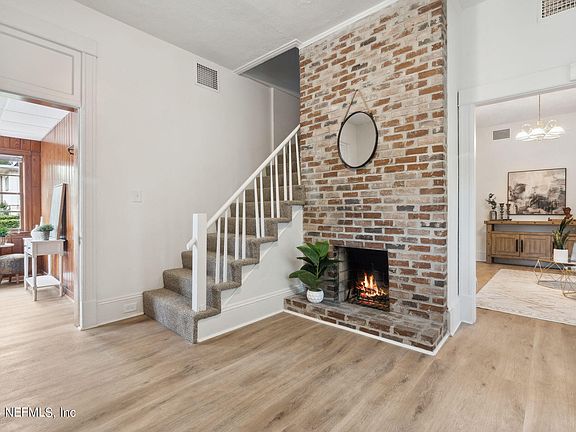 5th image of 3215 HERSCHEL Street