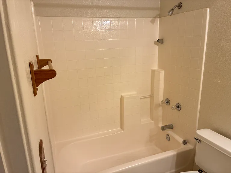 10523 W Windsor Blvd — Photo 30