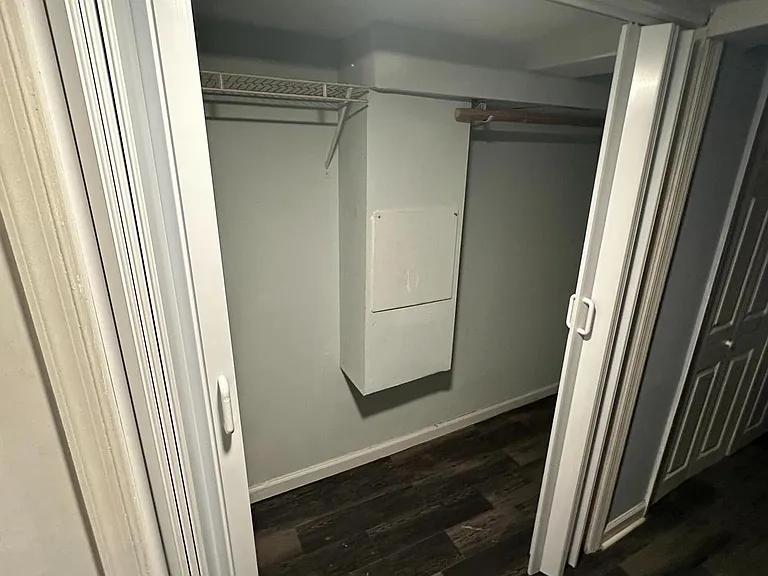 3337 Clay St NE — Photo 13