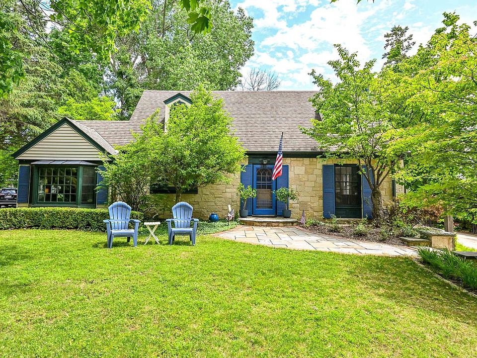 1st image of 8332 N Greenvale ROAD