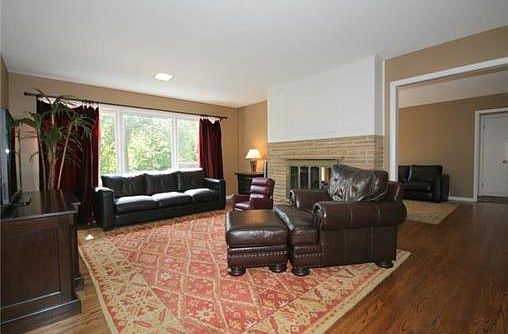 2nd image of 3205 S Norton Ave