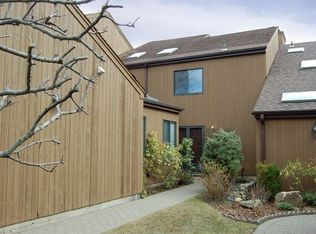 902 Fairway Grn, Mamaroneck, NY 10543