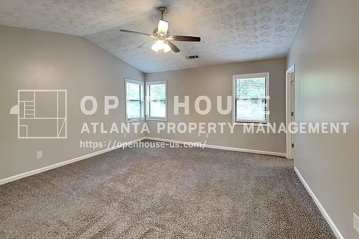 815 Riverstone Ln — Photo 20
