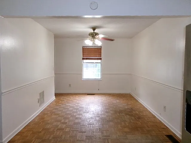 202 Crestway Dr — Photo 6