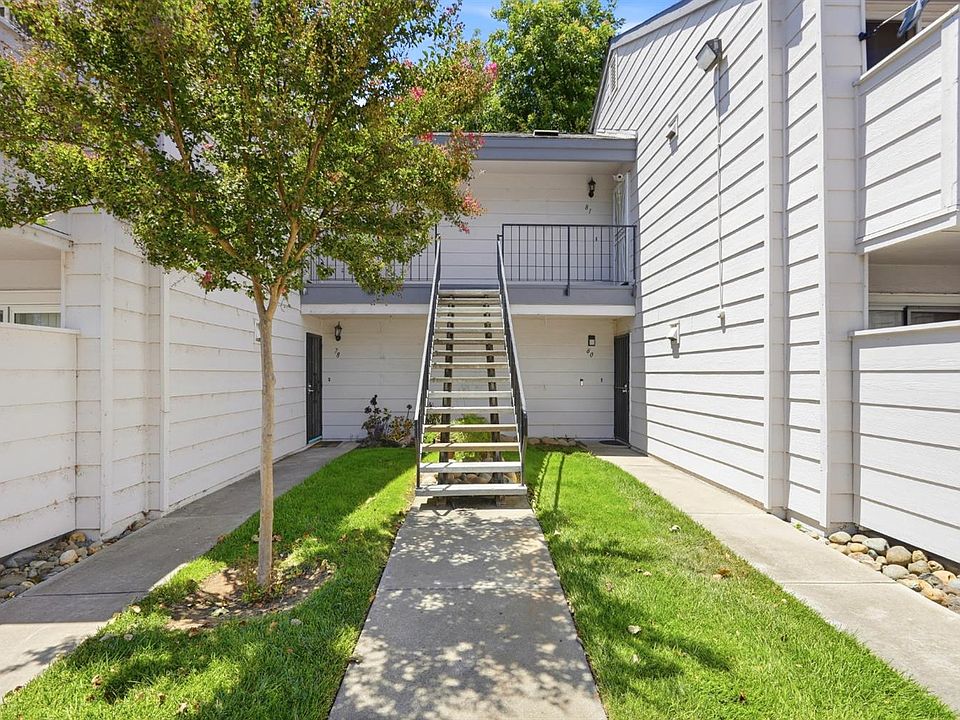 1st image of 8252 Center Pkwy #79