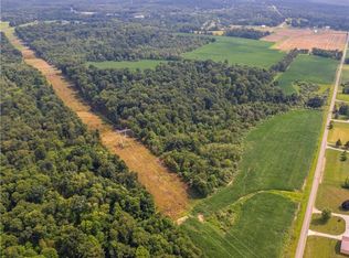 Chardon Rd, Mount Vernon, OH 43050