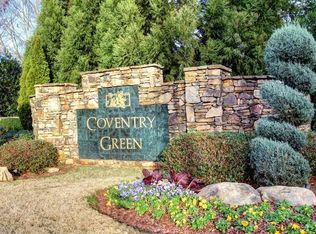 4589 Kettering Dr NE, Roswell, GA 30075
