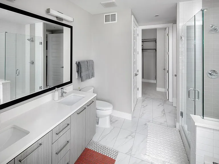 Large bathrooms with plentiful closet space