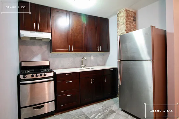 Rented by Grand & Co. | media 29