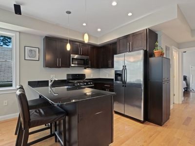 8 Wendeller St #2, South Boston, MA, 02127