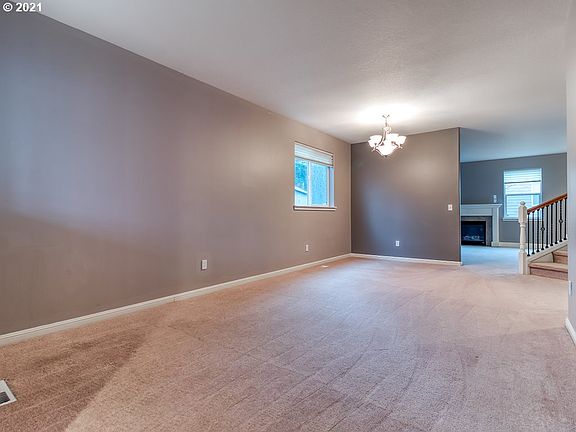 3rd image of 3906 SE 190th Ave