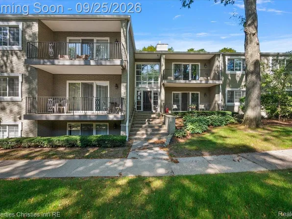 1113 N Old Woodward Ave Unit 36, Birmingham, MI 48009