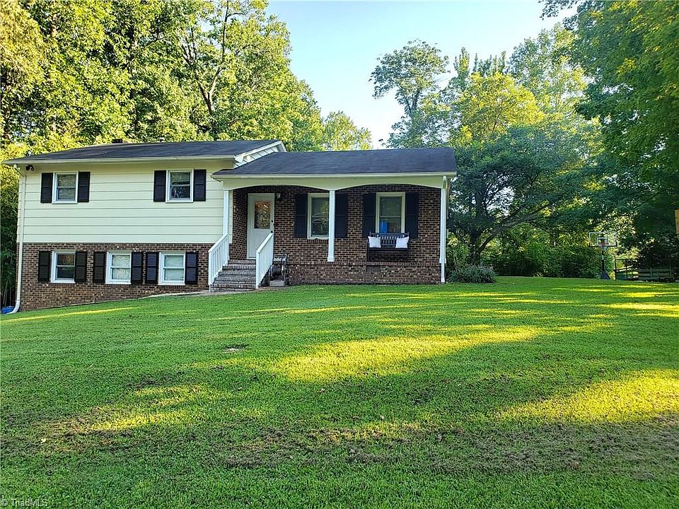1st image of 1850 Littlejohn Ln W