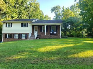 1850 Littlejohn Ln W, Burlington, NC 27217