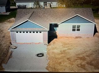 381 Rudy Ln, Pocahontas, IL 62275