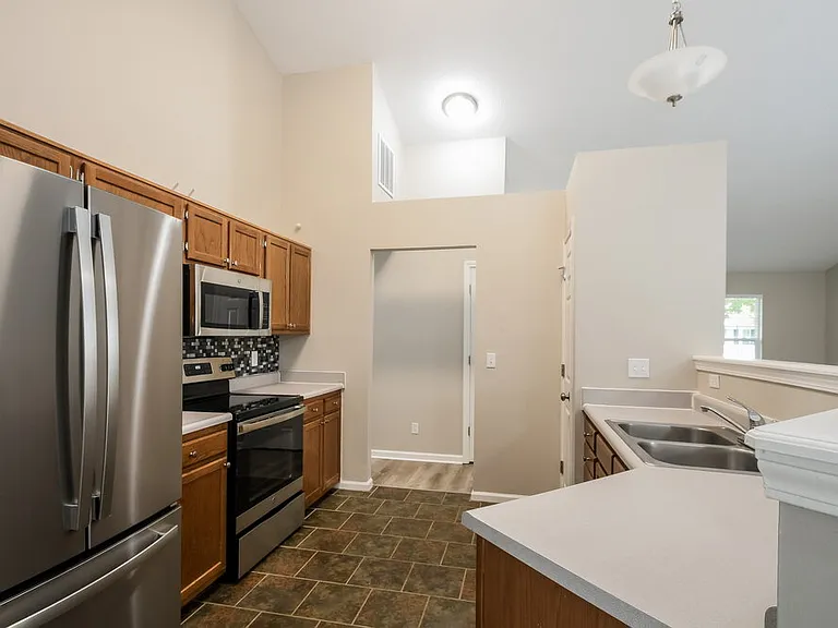 981 Ariel Way — Photo 5