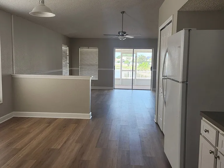 12507 Midpointe Dr — Photo 9