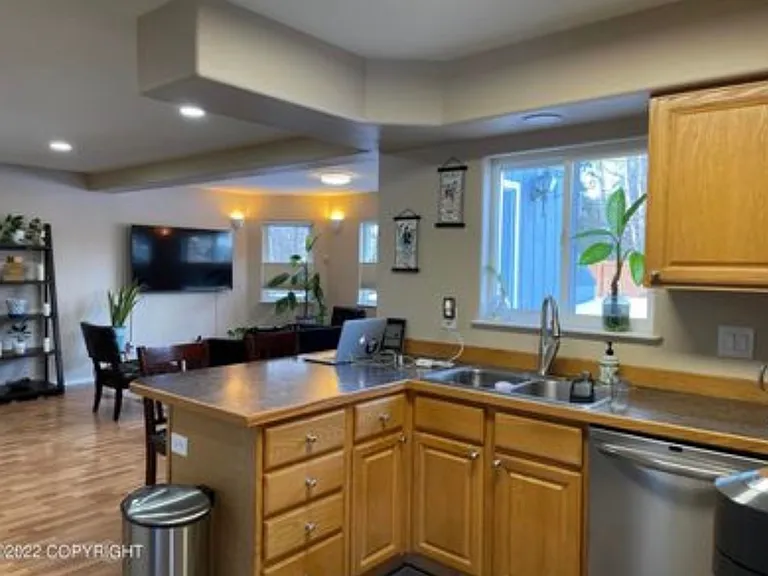 2431 Trisha Ave — Photo 21