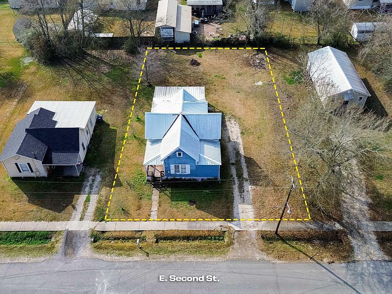 Listing photo 4