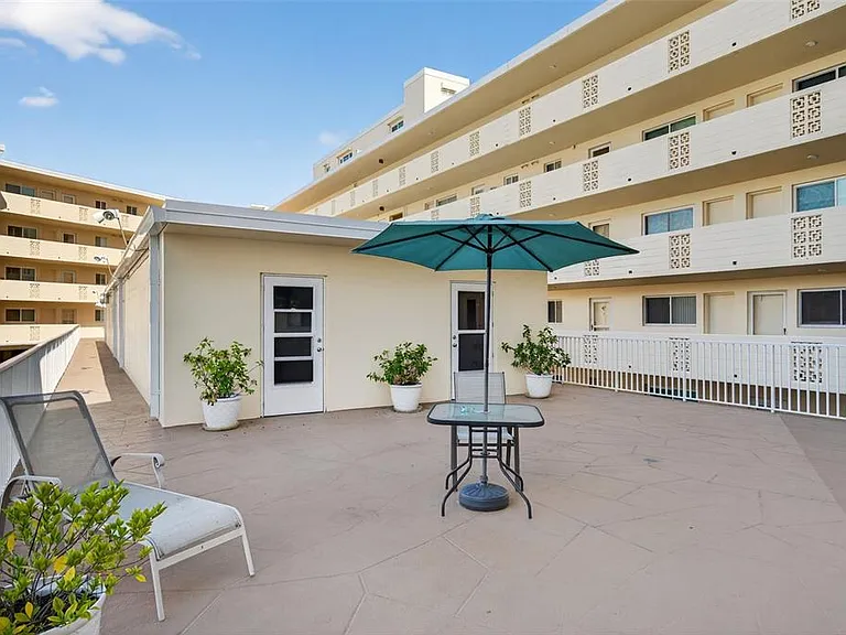 1200 N Shore Dr NE #201 — Photo 6