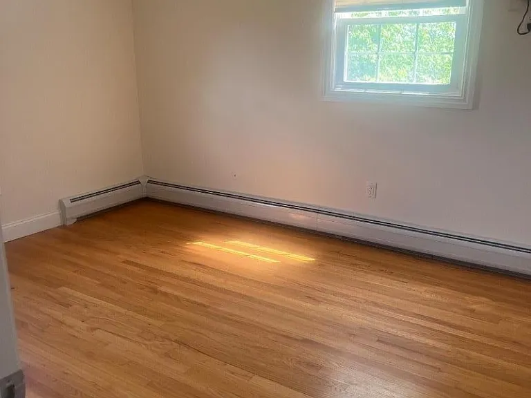 14 Chopin Dr — Photo 10