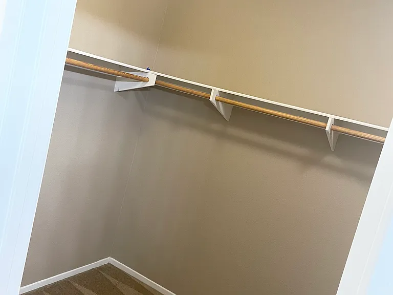 622 Sky View Dr — Photo 8