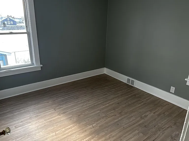 299 Nassau Ave #1 — Photo 9