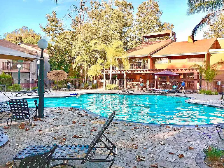 6046 Rancho Mission Rd — Photo 19