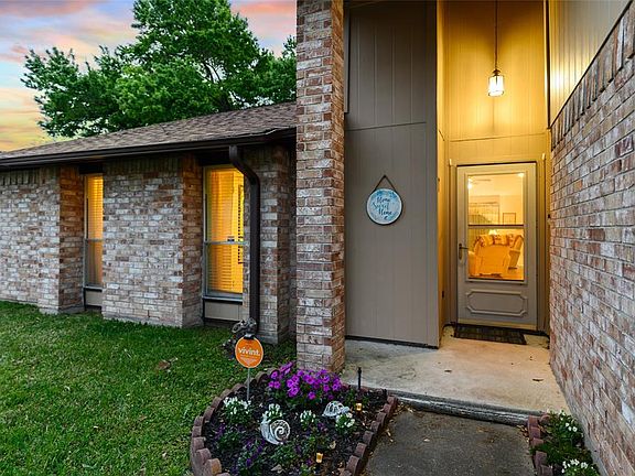 4th image of 3118 Lanville Ln