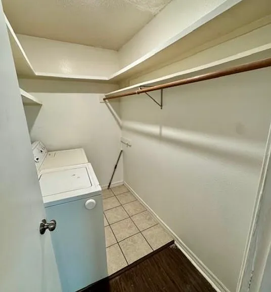280 S Hill Ave #C-102 — Photo 3