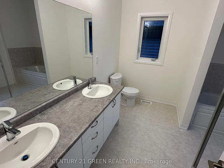 126 Hitchman St — Photo 28