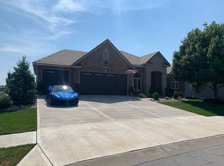 4516 SW Raintree Shore Dr, Lees Summit, MO 64082