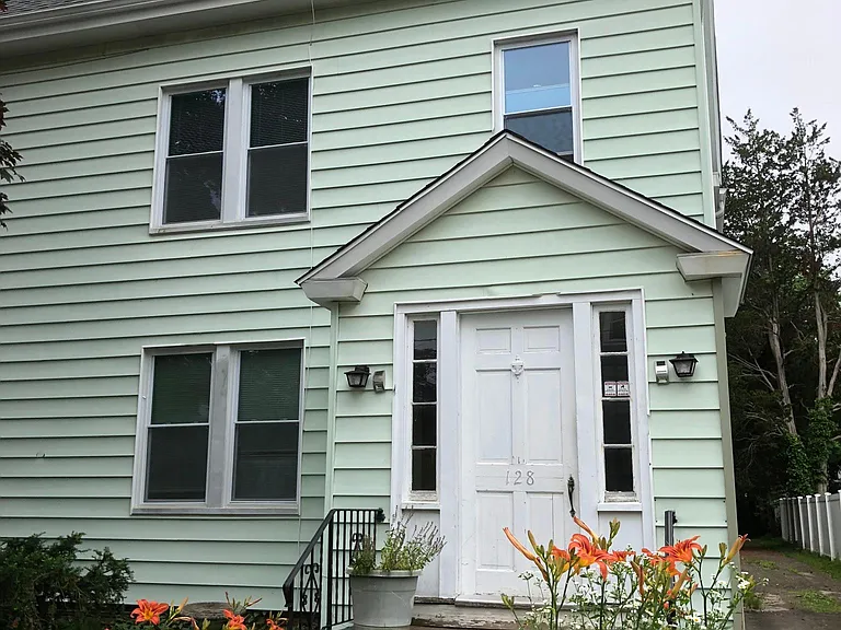 128 Clifford St #1 — Photo 14