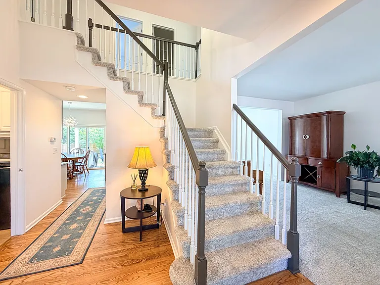 9794 Newcastle Dr — Photo 9