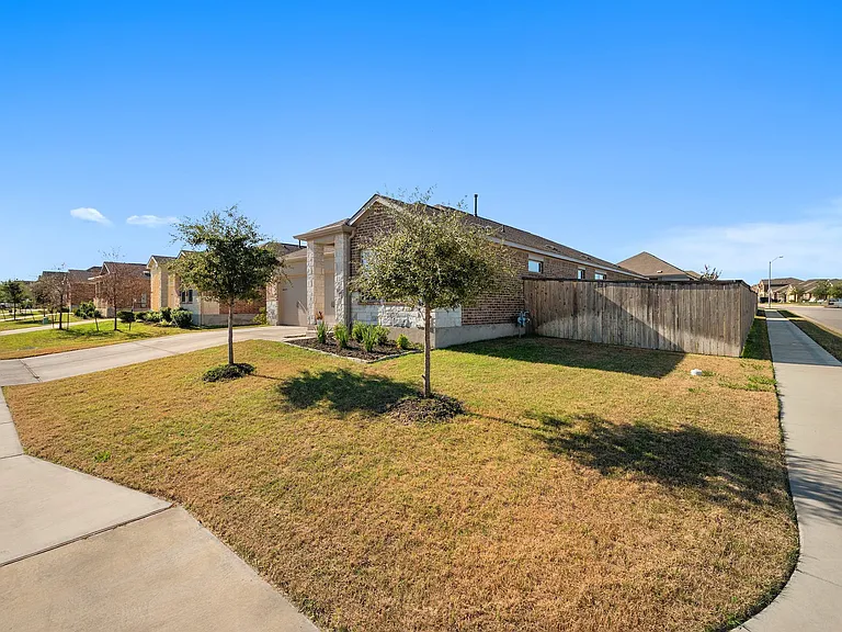 1232 Matt Ln — Photo 28
