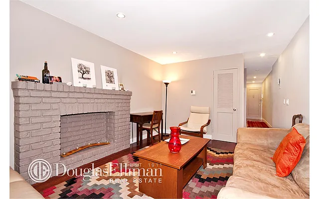 Rented by Douglas Elliman | media 9