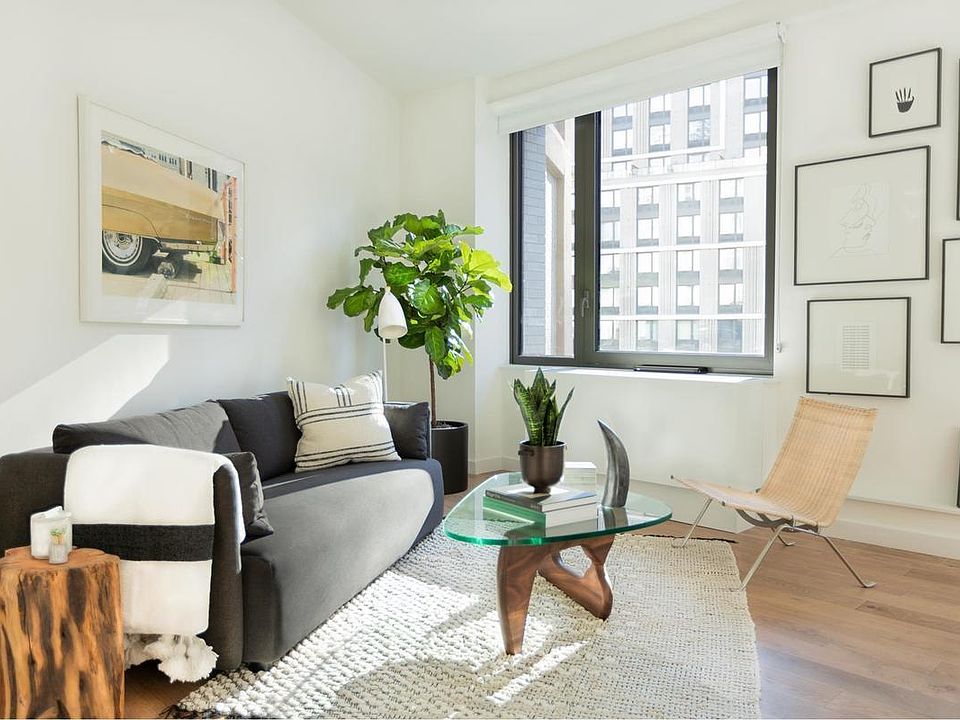 1st image of 445 W 35th St APT 12K