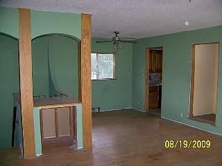 5th image of 1809 E Oklahoma Ave