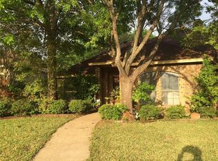 1818 Seabrook Dr, Duncanville, TX 75137