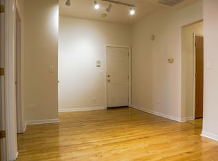 1400 W Taylor St #5, Chicago, IL 60607