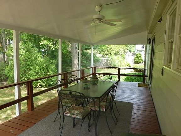 3rd image of 24 Sevilla Dr