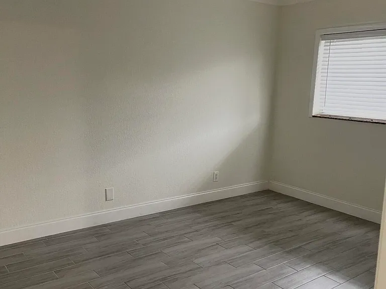 2820 SW 22nd Ave #211 — Photo 6