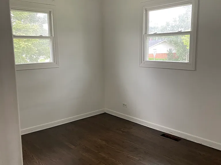 450 W Rose Ave — Photo 6