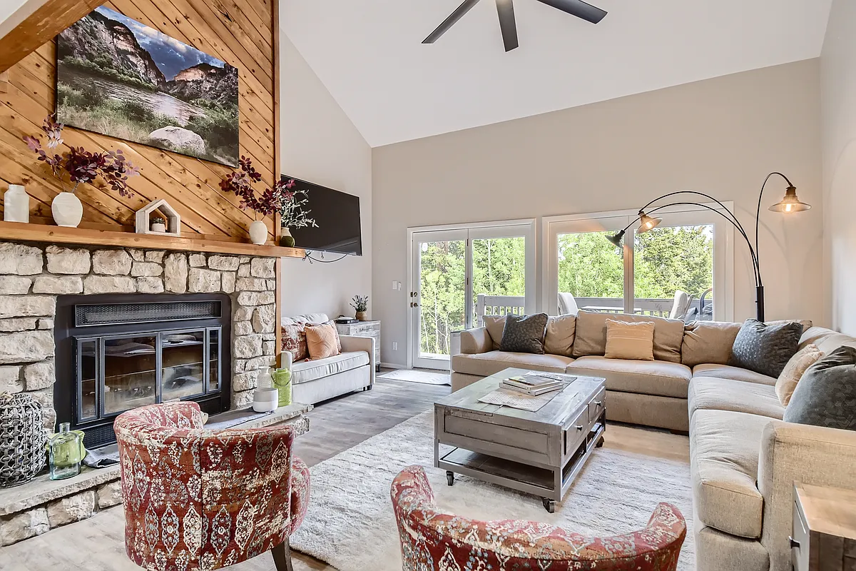 living room - 10500 Ryan Gulch Rd #J103