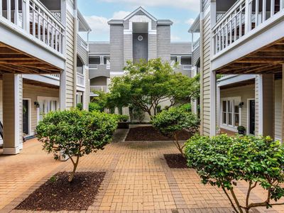 1000 Brighthurst Dr Unit 103, Raleigh, NC, 27605