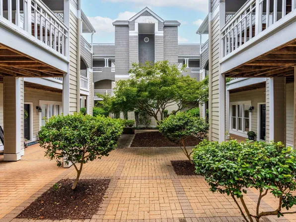 1000 Brighthurst Dr Unit 103, Raleigh, NC 27605