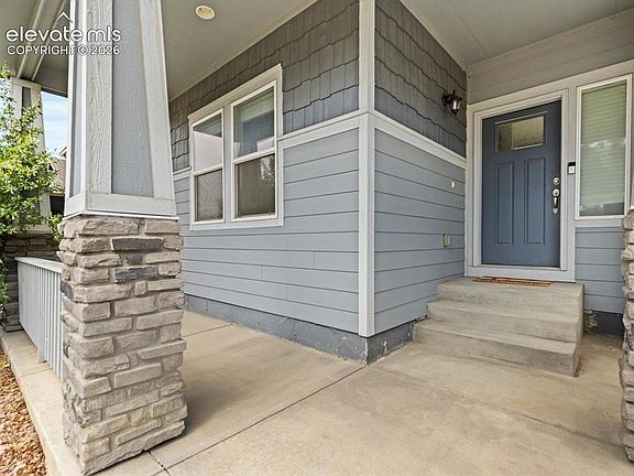 4th image of 1564 Grand Overlook St